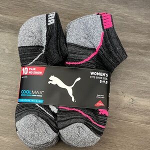 Puma Women's No Show Socks  10 pairs- Black, Gray, Pink, and Blue.
